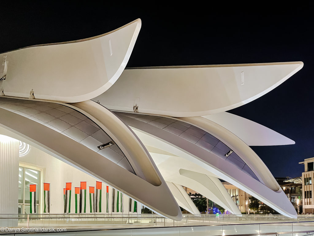 EXPO 2020 в Дубае: зачем ехать, что смотреть и где есть