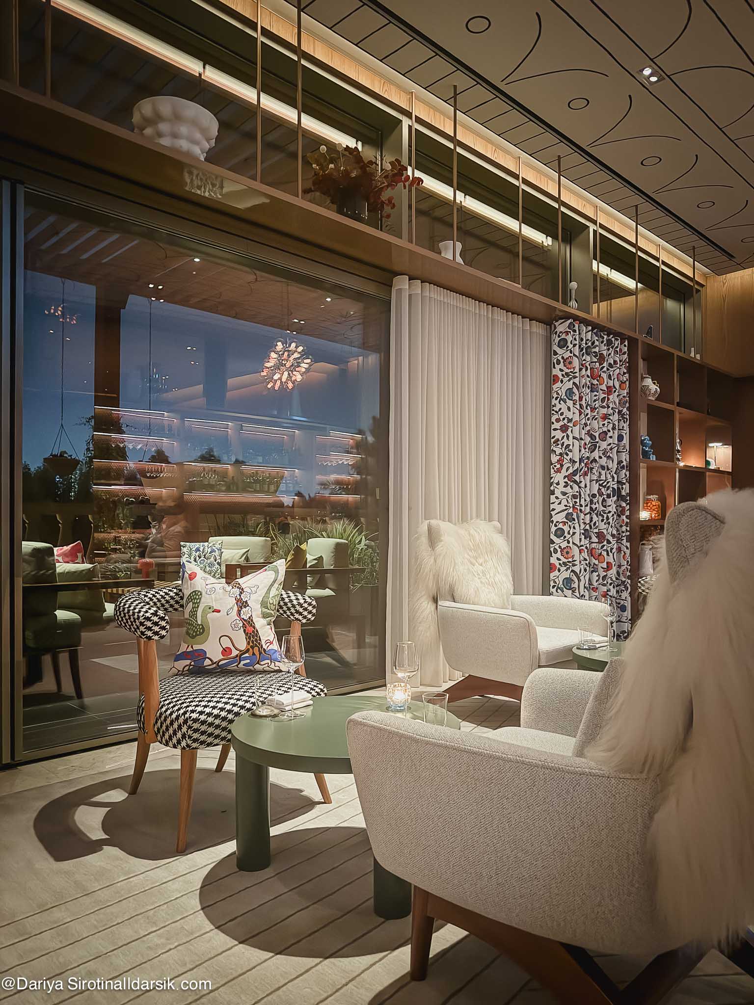 Интерьер в ресторане FZN by Björn Frantzén в Дубае