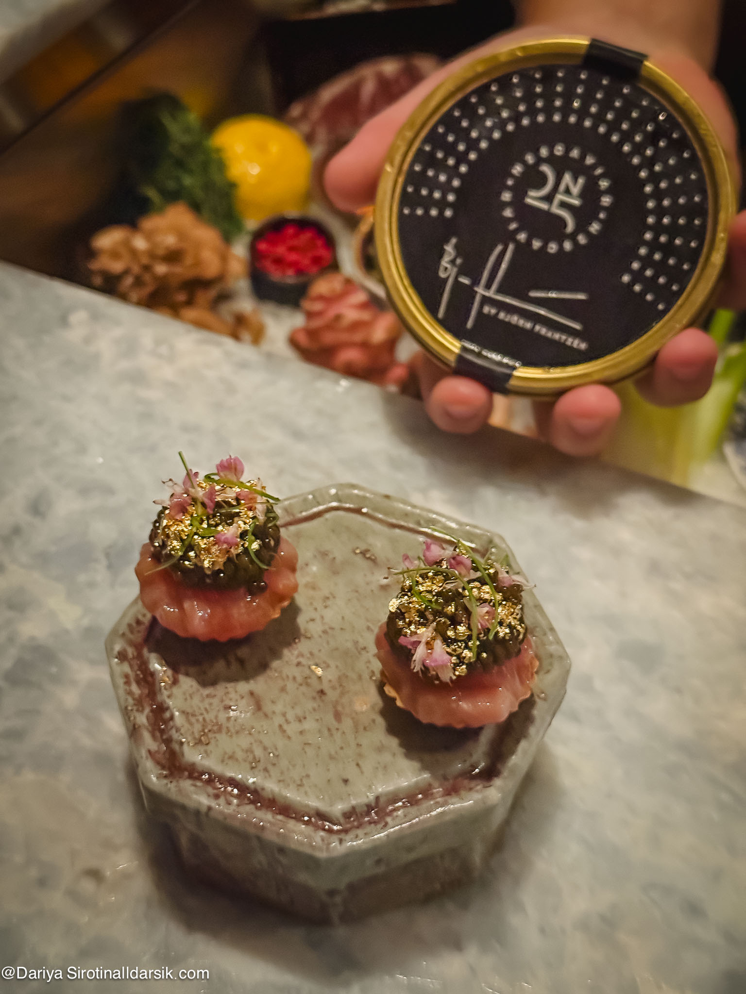 Закуски в ресторане FZN by Björn Frantzén в Дубае