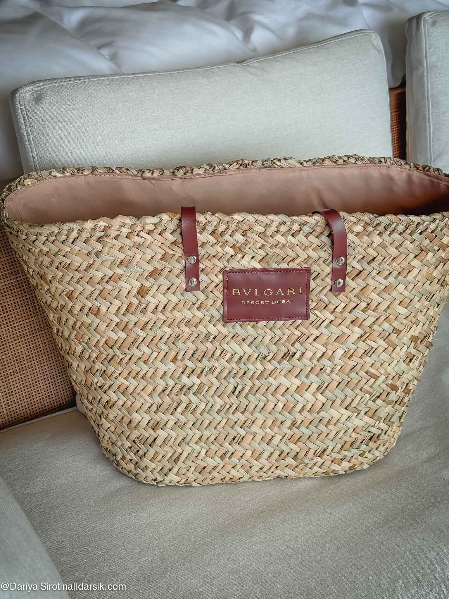 Пляжная сумка для гостей Bvlgari Dubai