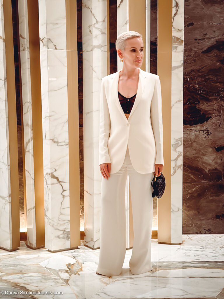 Косметичка и гардероб для Дубая - Костюм Krizia винтаж, сумка Bottega Veneta плюс Nasomatto Black Afgano