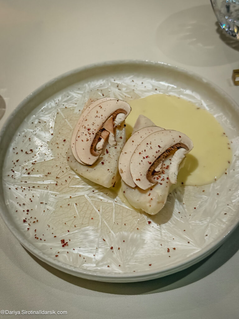 Ресторан Alain Ducasse в особняке Baccarat, Париж