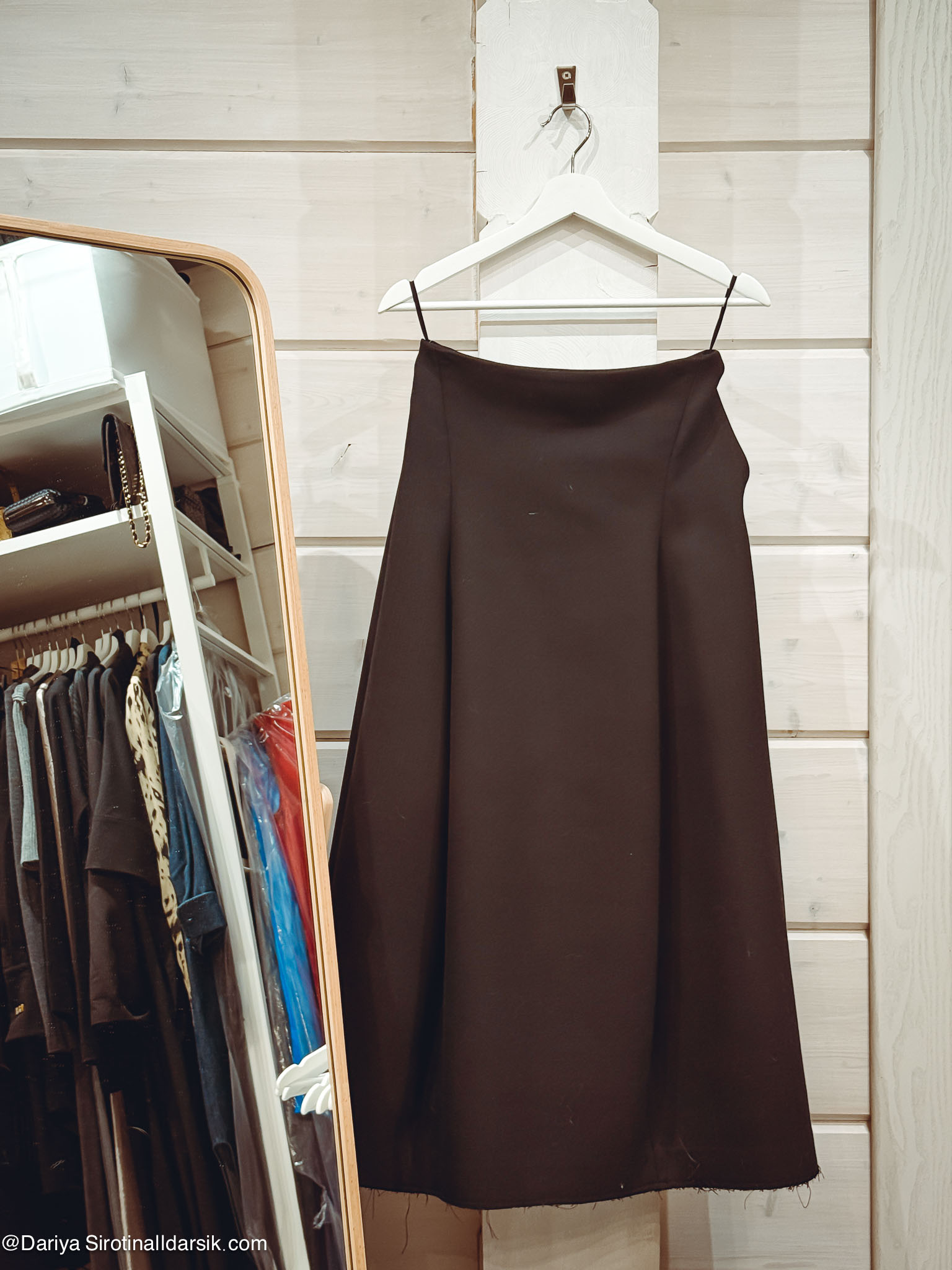 Черная юбка-баллон Judyhua: объемная структурная юбка для вечера.