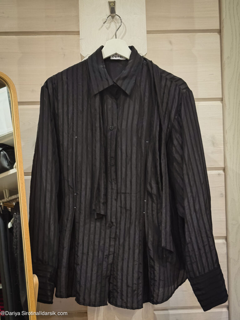 черная блузка otten с лентой под воротником не требует глажки