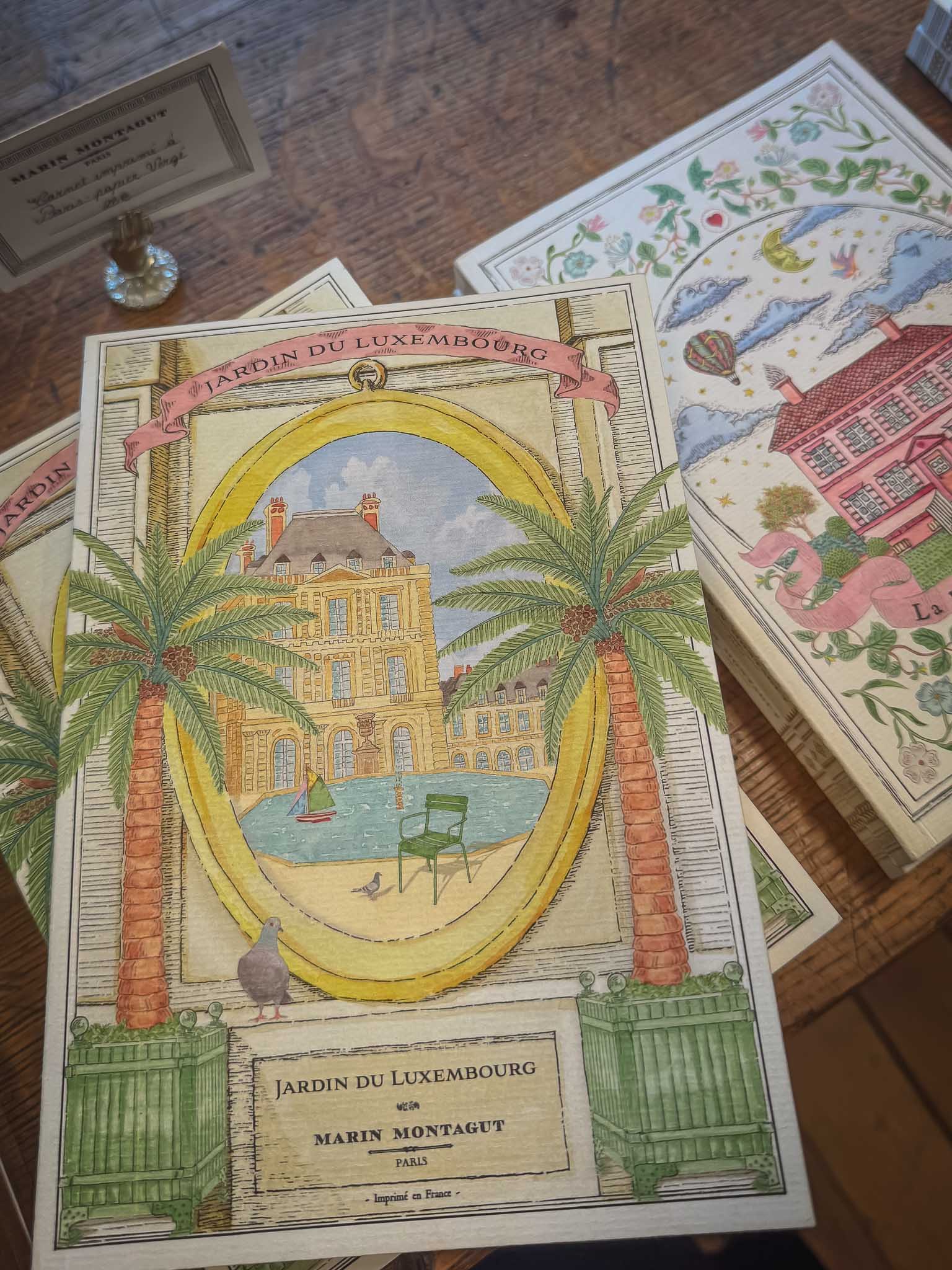 Керамика и канцелярия Marin Montagut с иллюстрациями Парижа на Rue Madame