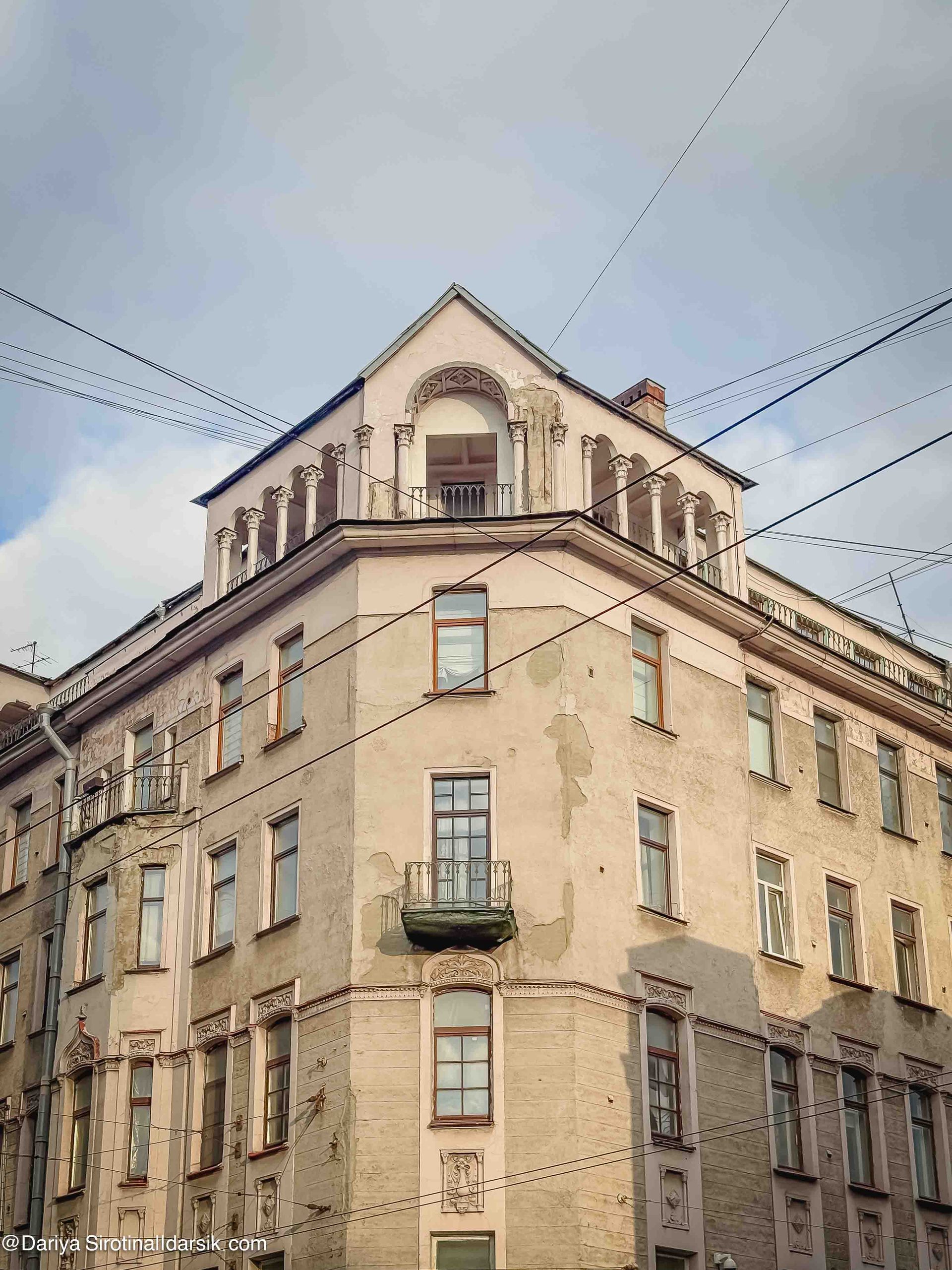 Петроградка район Санкт-Петербурга вид на доходные дома