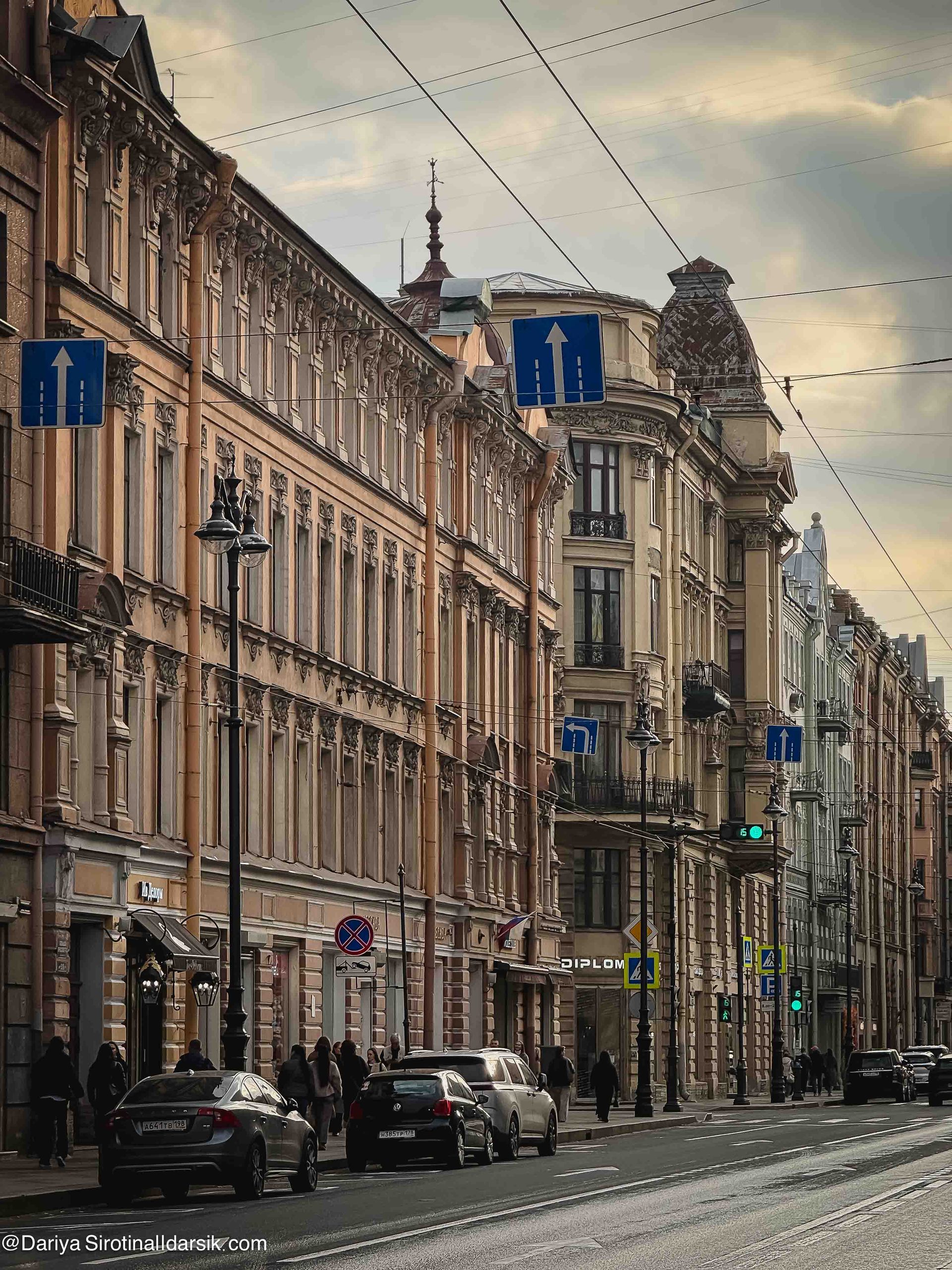 Петроградка район Санкт-Петербурга вид на доходные дома