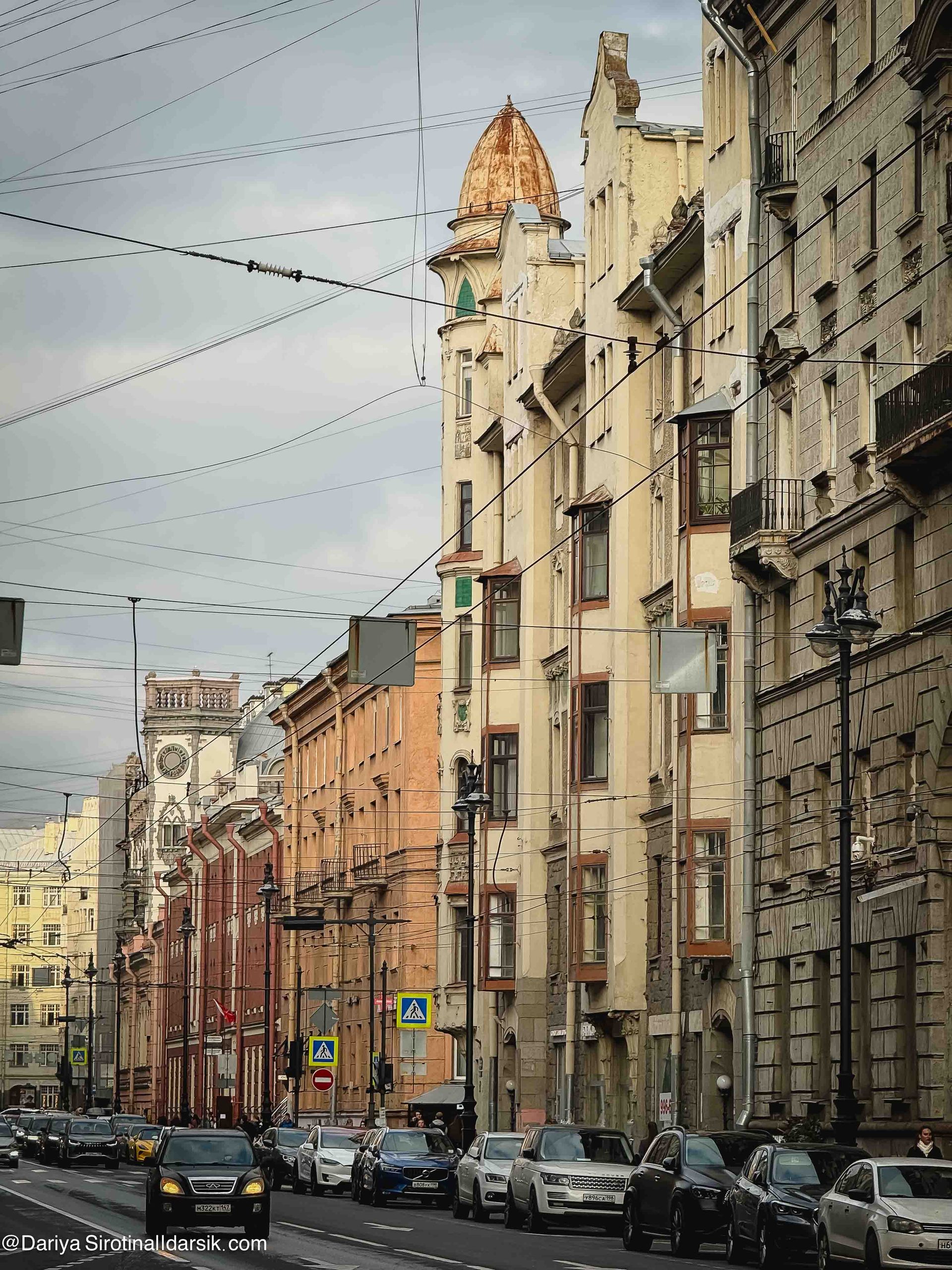 Петроградка район Санкт-Петербурга вид на доходные дома